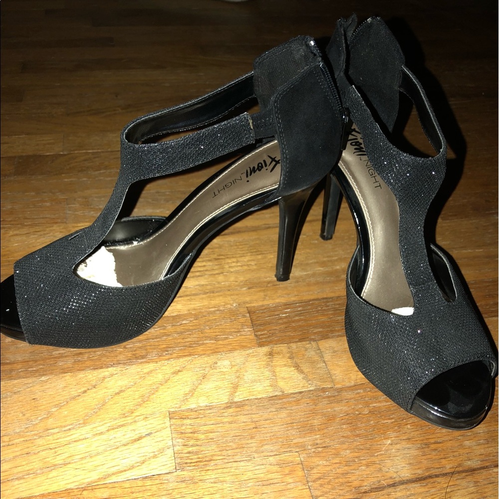 Black sparkly high heels